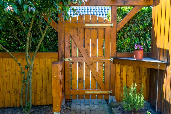 Wood Gate Repair in San Rafael