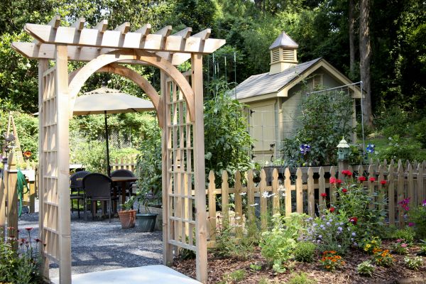 Trellis Mounting in San Rafael
